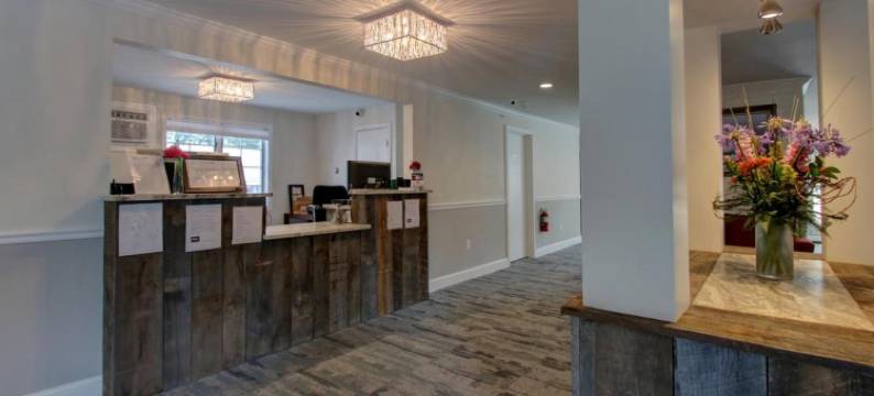 奥甘奎特潮汐酒店(Ogunquit Tides)图片