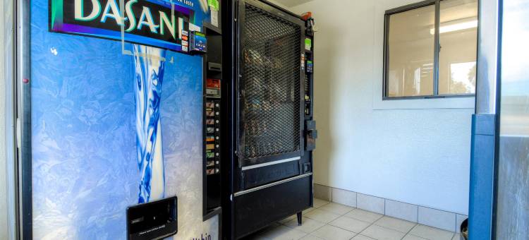 圣地亚哥丘拉维斯塔6号汽车旅馆(Motel 6-Chula Vista, CA - San Diego)图片