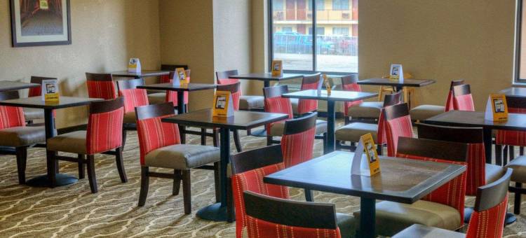 普利茅斯舒适套房酒店 - 近 US-30(Comfort Suites Plymouth Near US-30)图片