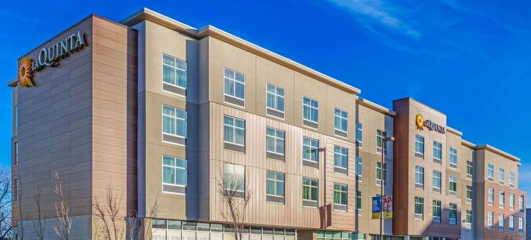 堪萨斯城灯塔山拉昆塔温德姆套房酒店(La Quinta Inn & Suites by Wyndham Kansas City Beacon Hill)图片