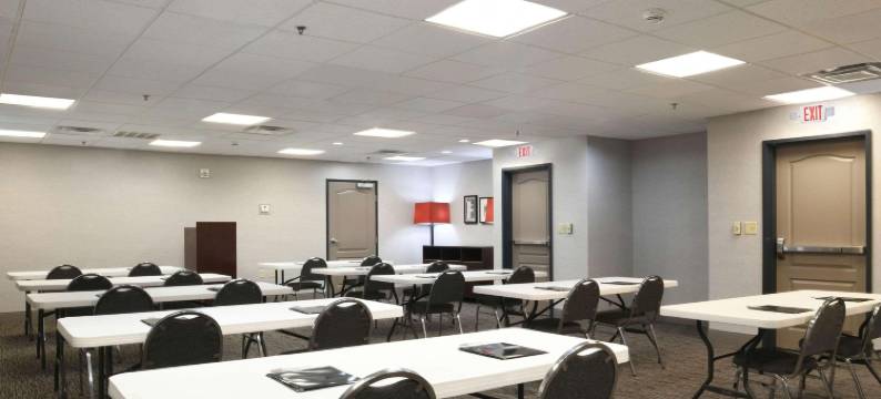 俄克拉何马城机场丽怡酒店(Country Inn & Suites by Radisson, Oklahoma City Airport, OK)图片