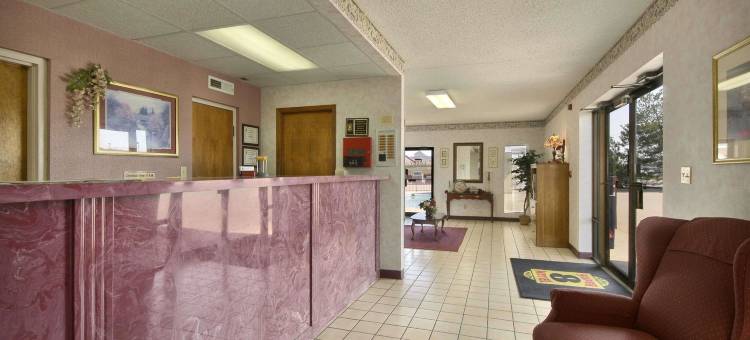 斯普林代尔速8酒店(Super 8 by Wyndham Springdale AR)图片