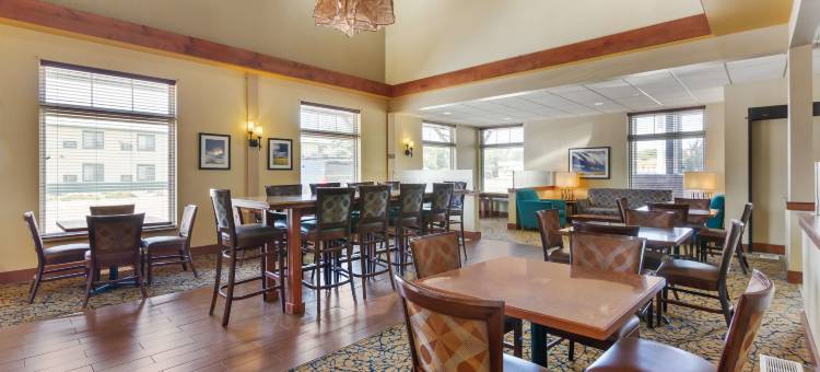 金色草原贝斯特韦斯特套房酒店(Best Western Golden Prairie Inn  Suites)图片