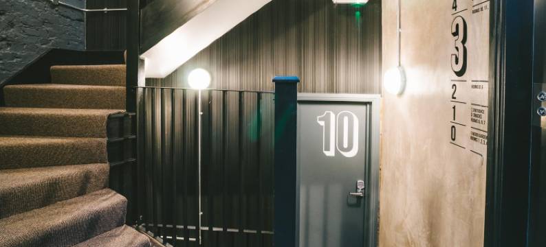 Room2伦敦哈默史密斯联排别墅(Room2 Hammersmith Townhouse)图片