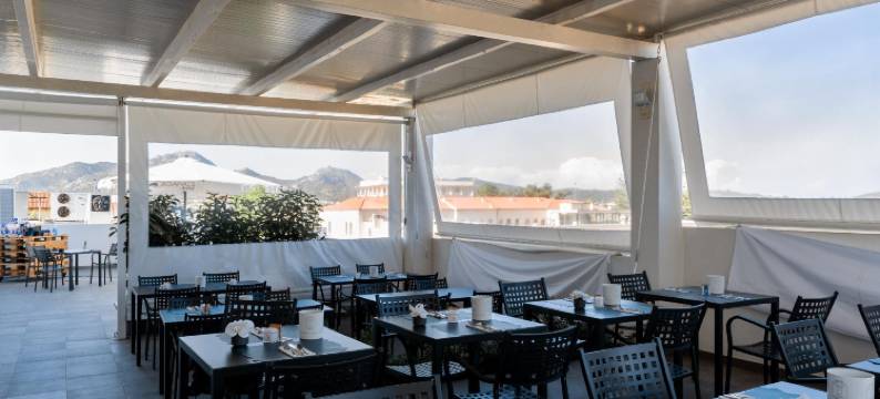 埃森萨酒店-奥尔比亚(L'Essenza Hotel)图片