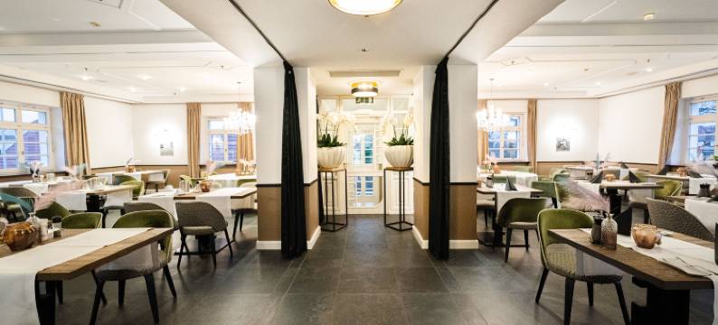 巴伦斯特伯恩斯坦城堡酒店(Bernstein Schlosshotel Ballenstedt)图片