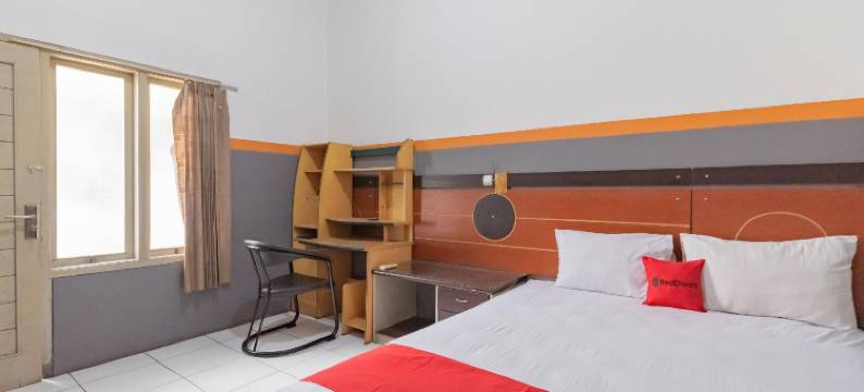 RedDoorz @ Merdeka Street Garut图片