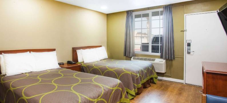 雷德兰兹-圣贝纳迪诺速8酒店(Super 8 by Wyndham Redlands/San Bernardino)图片