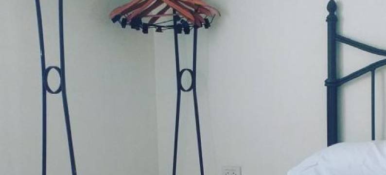 Dpto Económico Con Garaje! Ideal Para Viajeros !图片