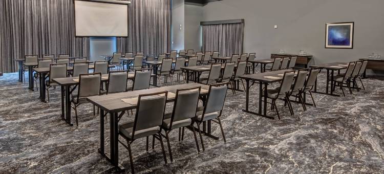 富兰克林库尔斯普林斯万豪万怡酒店(Courtyard Franklin Cool Springs)图片