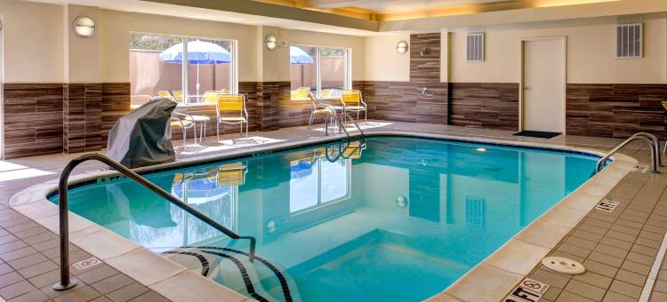 亚特兰大萨沃尼万枫酒店及套房(Fairfield Inn & Suites Atlanta Suwanee)图片