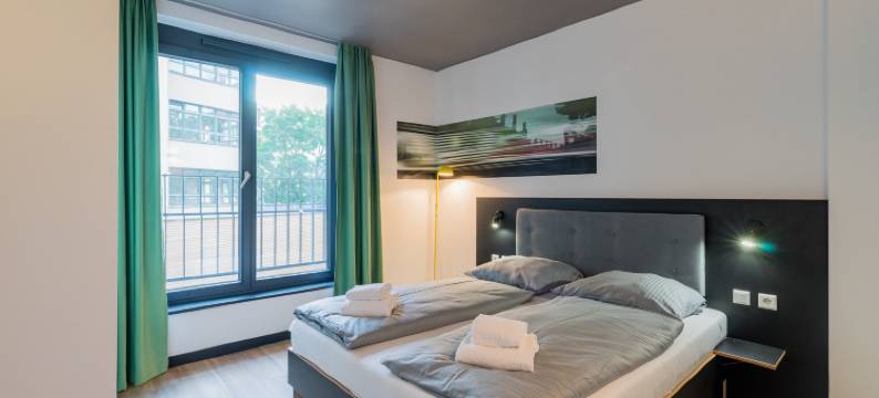 霍马里斯克罗伊茨贝格61号(Homaris Kreuzberg 61)图片