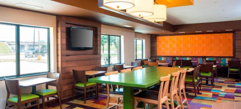 维多利亚万枫酒店(Fairfield Inn & Suites Victoria)图片