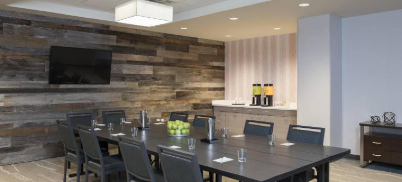 印第安纳波利斯市区希尔顿惠庭酒店(Home2 Suites by Hilton - Indianapolis/Downtown)图片