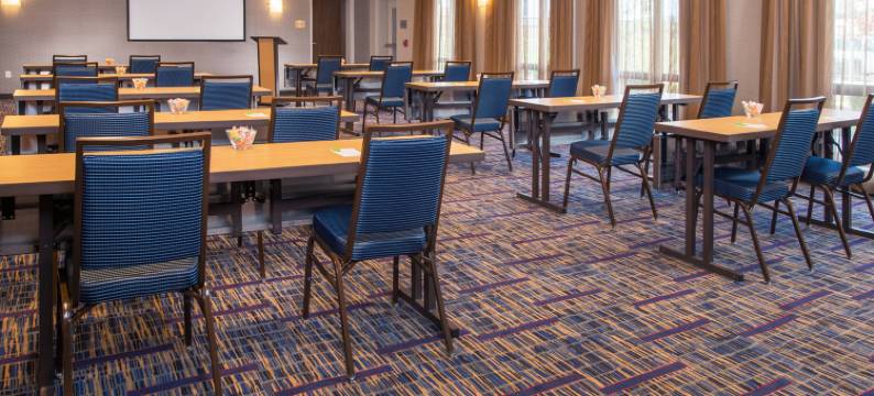 希彭斯堡万怡酒店(Courtyard Shippensburg)图片