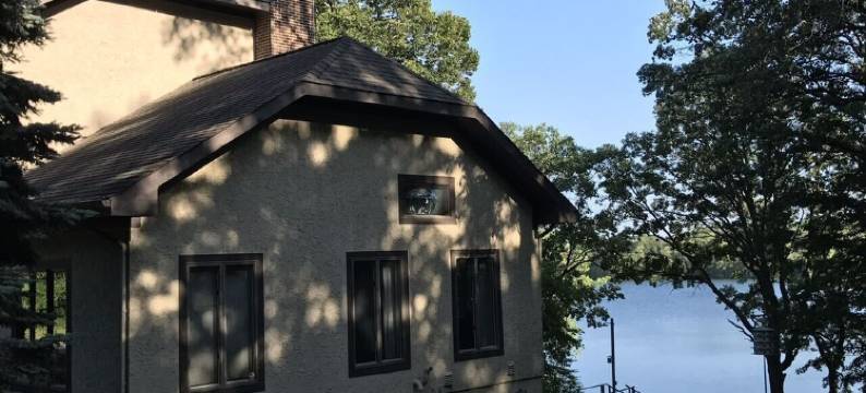 Silent Lake - Peaceful Fall Tree Color Destination Luxury Vacations Autumn 2026图片