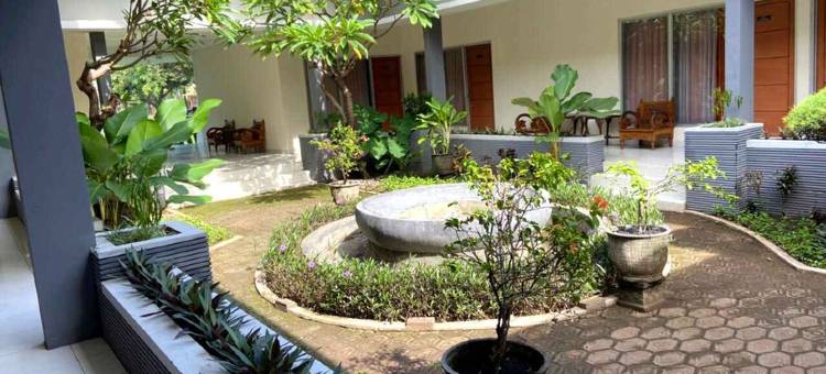 WISMA DEWI SRI SURABAYA图片