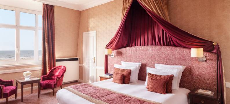 多维尔皇家巴里亚酒店(Hôtel Barrière Le Royal Deauville)图片