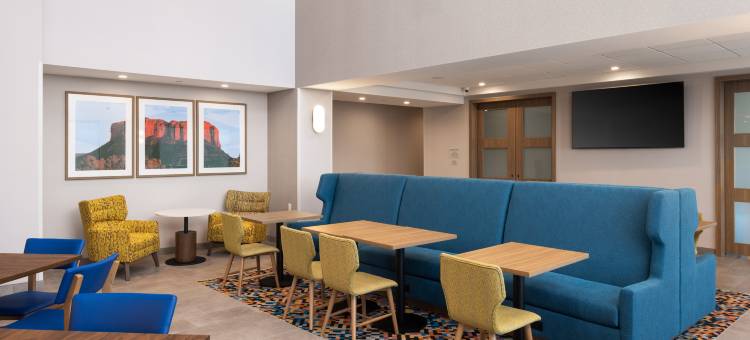希尔顿科顿伍德汉普顿套房酒店(Hampton Inn & Suites by Hilton Cottonwood)图片