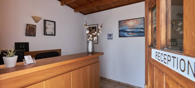 米拉马利亚工作室酒店(Mila Malia Studios Hotel)图片
