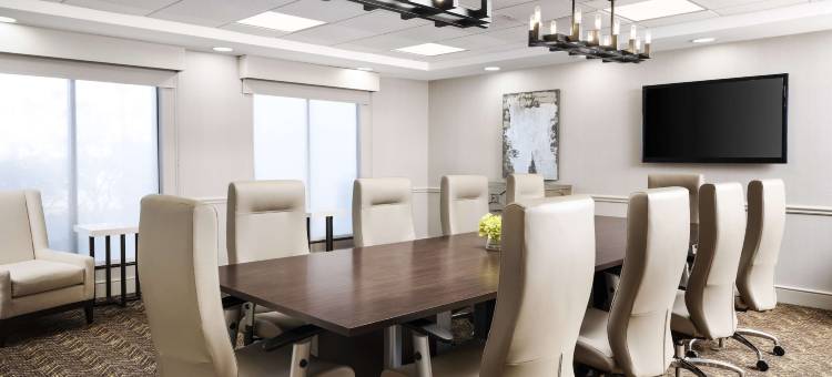 纽约州卡尔珀雷斯-加登城Homewood Suites by Hilton(Homewood Suites by Hilton Carle Place - Garden City)图片