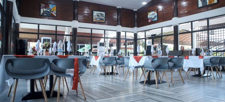 至高酒店 大巴萨姆(Hôtel le Suprême Grand-Bassam)图片