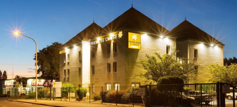 南特圣埃尔布兰酒店(Premiere Classe Nantes Ouest - Saint Herblain)图片