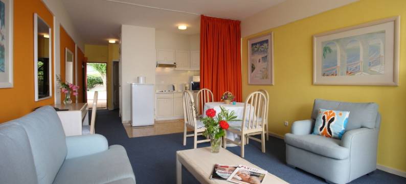 卡尼索湾公寓酒店(Canico Bay Apartments)图片