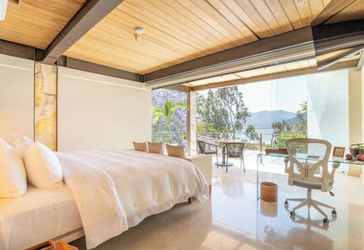 El Santuario Resort & SpaHotel Overview