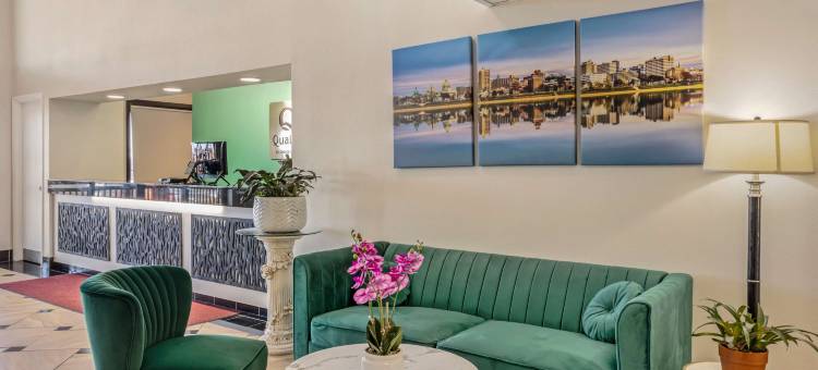 伊诺拉-哈里斯堡凯艺酒店(Quality Inn Enola - Harrisburg)图片