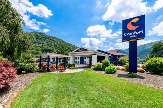 大烟山国家公园附近舒适酒店(Comfort Inn Near Great Smoky Mountain National Park)