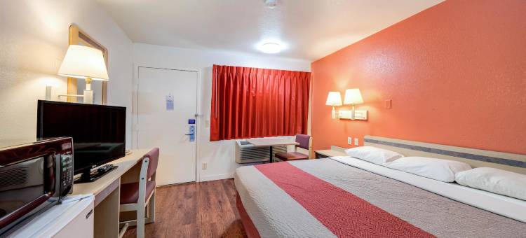 得克萨斯格林维尔 6 号汽车旅馆(Motel 6 Greenville, TX)图片