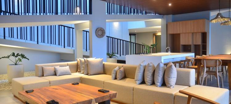 格林希尔山城景8卧别墅带恒温泳池(Green Hill Mountain City View Villa 8 Bedrooms with a Private Heated Swimming Pool and a Movie Room)图片