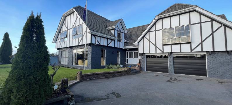 都铎庄园B&B旅馆(Tudor Manor Bed & Breakfast)图片