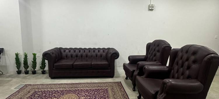 家庭套房服务式公寓(The Family Suites Serviced Apartments)图片