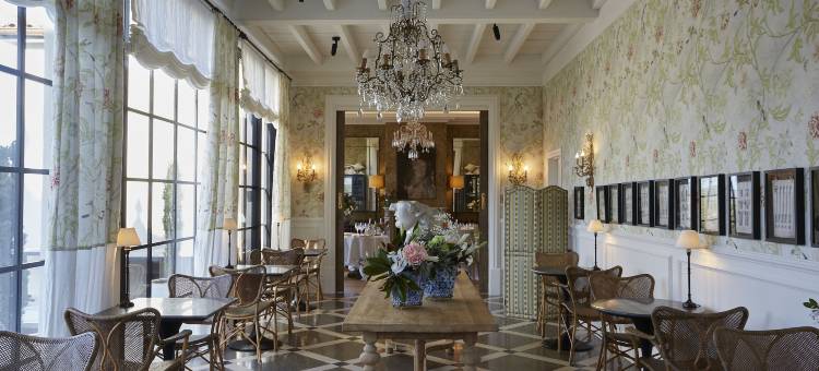 赫尔格尔拉宫精品和古董(Helguera Palacio Boutique & Antique)图片