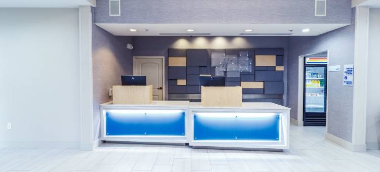 智选假日套房酒店克雷斯特维尤(Holiday Inn Express & Suites Crestview South I-10)图片