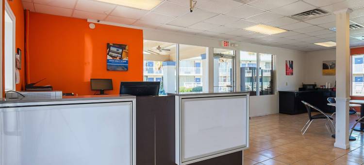 乔治亚州提夫顿6号汽车旅馆(Motel 6 Tifton, GA)图片