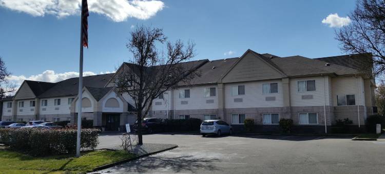 温德姆华戴斯套房酒店(Days Inn & Suites by Wyndham Vancouver)图片