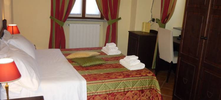 奥伯耶维耶雷酒店(Hotel Oberje DLA Viere Oulx - Check-in Automatico 24h)图片