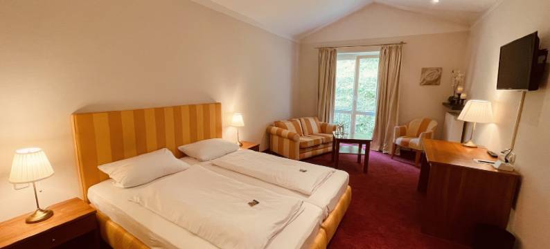 兰德豪斯希尔施普龙旅馆(Landhaus Hirschsprung)图片