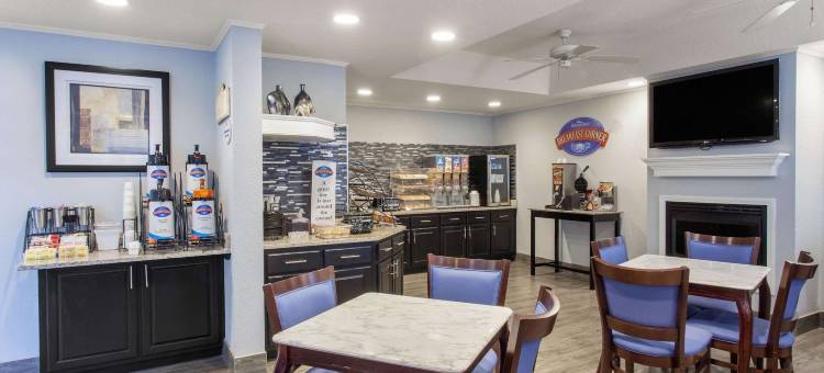 杰克逊维尔-巴特勒大道呗盟套房酒店(Baymont by Wyndham Jacksonville/Butler Blvd)图片