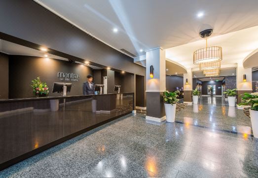 Mantra on Little Bourke Melbourne Hotel Overview