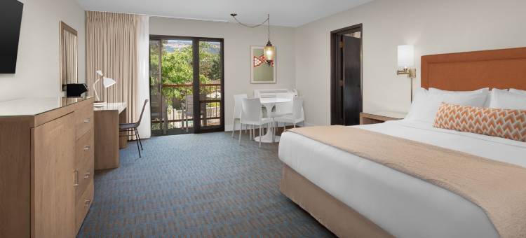 阿什兰山套房酒店(Ashland Hills Hotel & Suites)图片