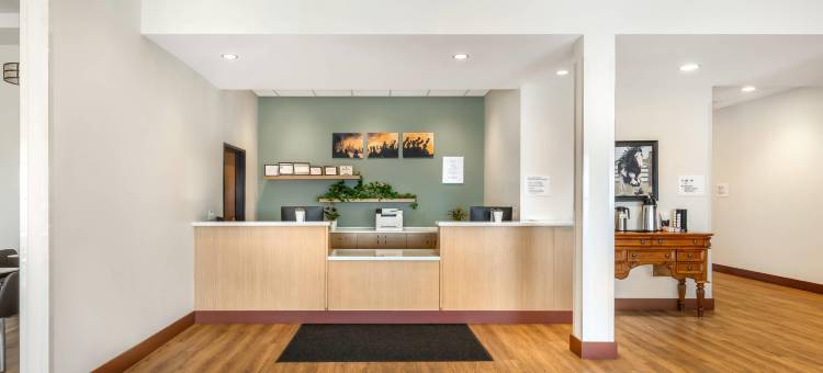 佩德尔顿机场雷迪森酒店(Radisson Hotel Pendleton Airport)图片