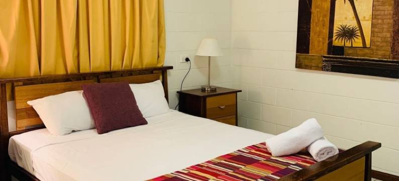 艾利滩别墅(Airlie Beach Apartments)图片