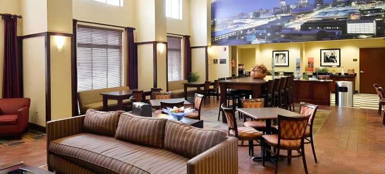 希尔顿欢朋套房酒店-曼西(Hampton Inn & Suites Muncie)图片