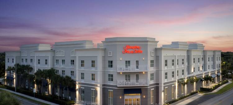 希尔顿维洛海滩市区欢朋套房酒店(Hampton Inn & Suites Vero Beach Downtown)图片