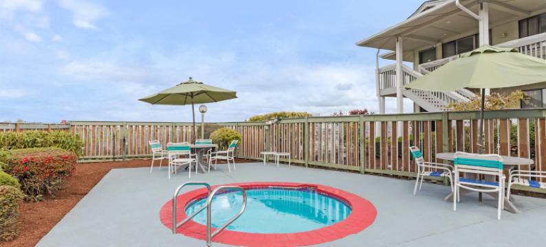 奥本戴斯酒店(Days Inn by Wyndham Auburn)图片