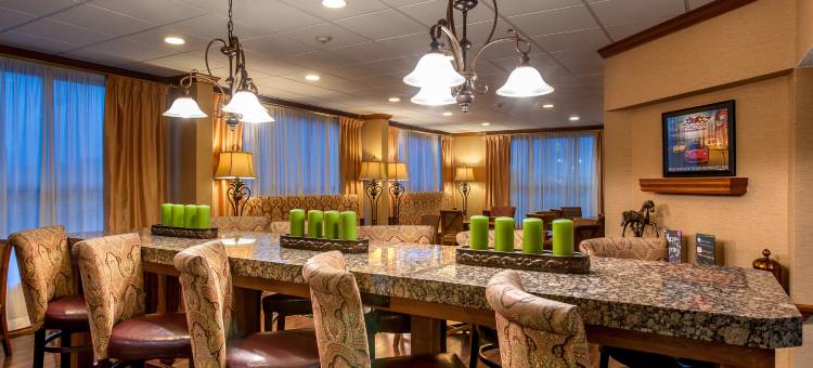 博林格林希尔顿欢朋酒店(Hampton Inn Bowling Green)图片